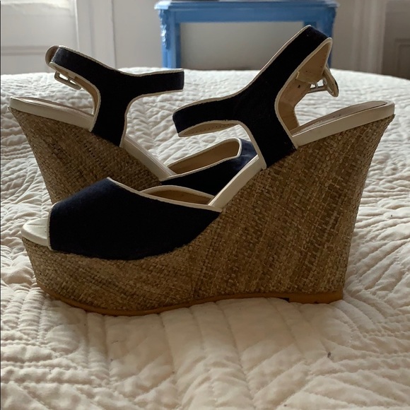 Francesca’s Navy Wedge - Picture 3 of 4